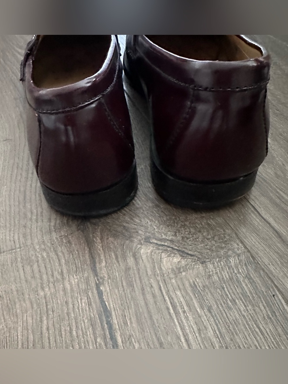 Johnston & Murphy Men’s Burgundy Leather Tassel Loafers - Picture 5 of 10